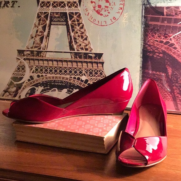 Jessica Simpson Red Patent Leather Peep-toe Shoes - Picture 4 of 7